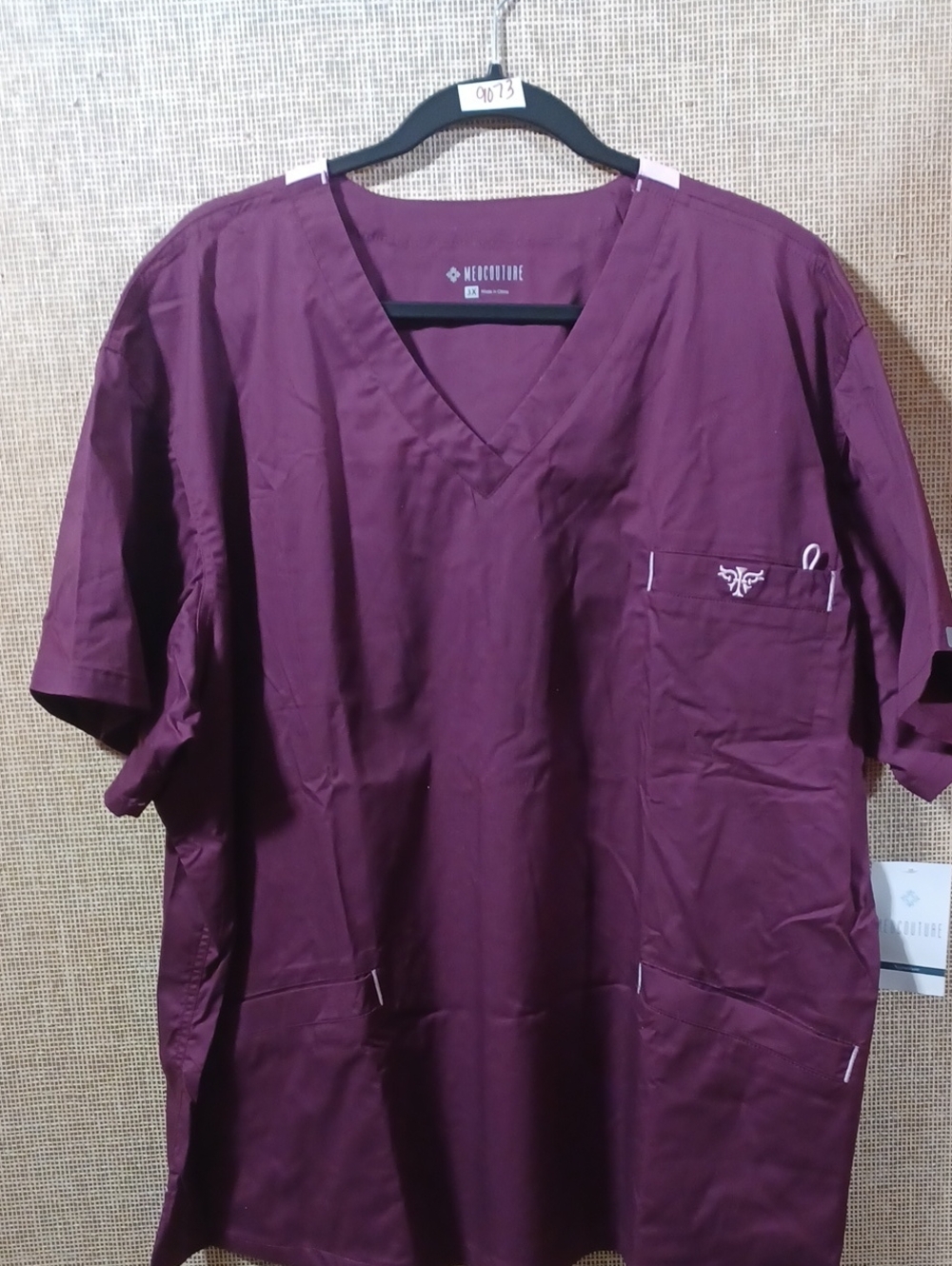 Med Couture Men's V-Neck Scrub Top - Maroon